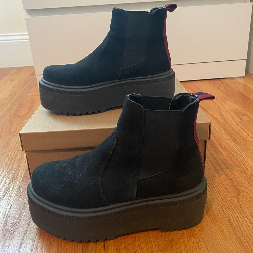 Steve Madden Platform Booties - Black